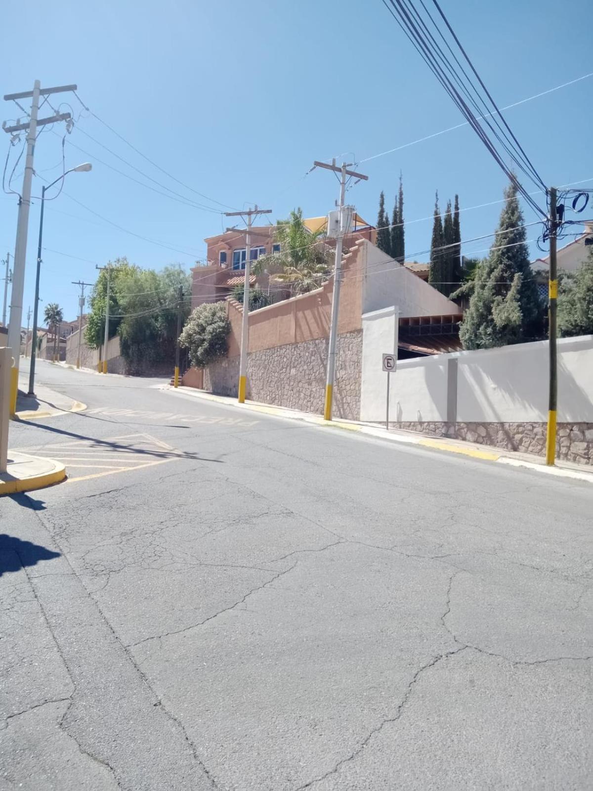 Hermoso Depto Por Uach II Con Terraza Y Linda Vista Chihuahua Exteriör bild